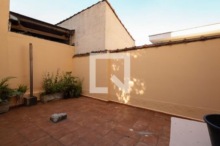 Casa para alugar com 250m², 3 quartos e 3 vagas Casa para alugar com 250m², 3 quartos e 3 vagasQuintal