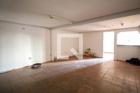 Casa para alugar com 250m², 3 quartos e 3 vagas Casa para alugar com 250m², 3 quartos e 3 vagasGaragem