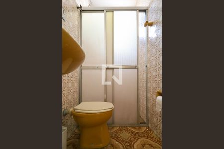 Casa para alugar com 250m², 3 quartos e 3 vagas Casa para alugar com 250m², 3 quartos e 3 vagasBanheiro da Suíte