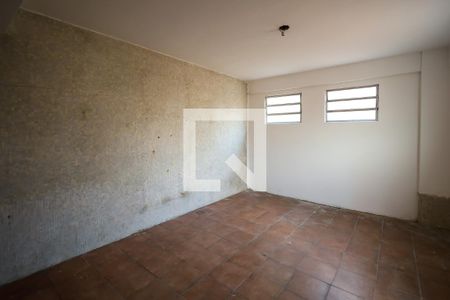 Casa para alugar com 250m², 3 quartos e 3 vagas Casa para alugar com 250m², 3 quartos e 3 vagasLavanderia