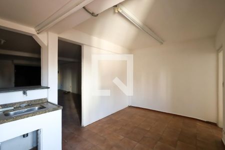 Casa para alugar com 250m², 3 quartos e 3 vagas Casa para alugar com 250m², 3 quartos e 3 vagasÁrea da Garagem