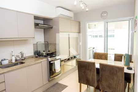 Sala/Cozinha de apartamento para alugar com 2 quartos, 63m² em Consolação, São Paulo