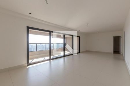 Apartamento à venda com 173m², 4 quartos e 4 vagasSala