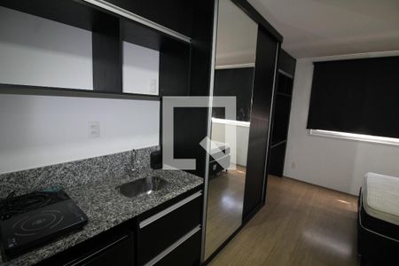 Cozinha de apartamento para alugar com 1 quarto, 20m² em Brás, São Paulo