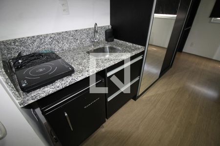 Cozinha de apartamento para alugar com 1 quarto, 20m² em Brás, São Paulo