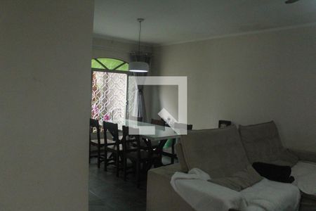 Sala de casa à venda com 4 quartos, 180m² em Jardim Consórcio, São Paulo