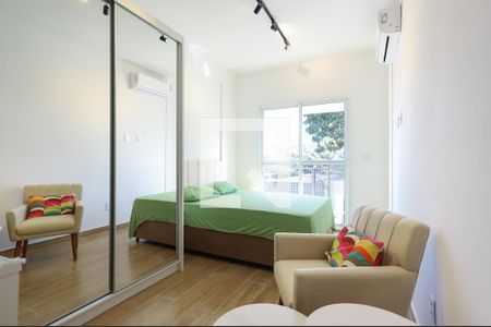 Sala e Quarto de kitnet/studio para alugar com 1 quarto, 25m² em Granja Viana, Cotia