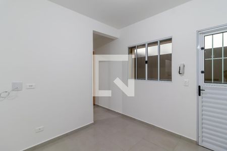 Sala de apartamento para alugar com 1 quarto, 40m² em Vila Mariza Mazzei, São Paulo