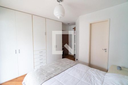 Suite de apartamento à venda com 3 quartos, 98m² em Vila Alexandria, São Paulo