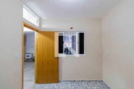 Quarto 1 de casa para alugar com 2 quartos, 140m² em Jardim Ponte Rasa, São Paulo