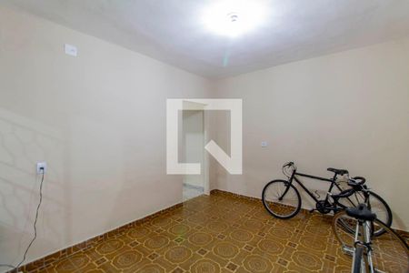 Sala  de casa para alugar com 2 quartos, 140m² em Jardim Ponte Rasa, São Paulo