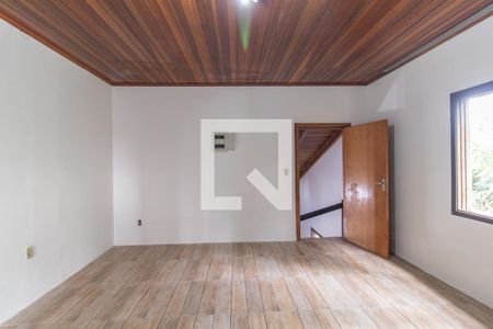 Sala 2 de casa para alugar com 4 quartos, 300m² em Partenon, Porto Alegre