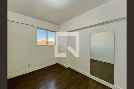 Quarto 2 de apartamento para alugar com 2 quartos, 49m² em Taguatinga Norte, Brasília