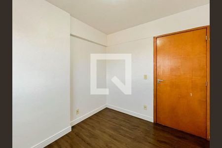 Quarto 1 de apartamento para alugar com 2 quartos, 49m² em Setor Industrial (taguatinga), Brasília