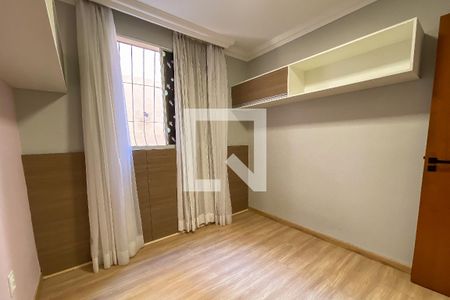 Quarto 2 de apartamento para alugar com 3 quartos, 75m² em Cinquentenário, Belo Horizonte