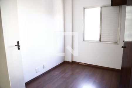 Quarto 2 de apartamento para alugar com 2 quartos, 62m² em Vila Albertina, São Paulo