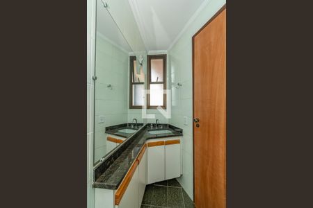 Banheiro da Suíte  de apartamento à venda com 2 quartos, 89m² em Vila Jequitibás, Campinas