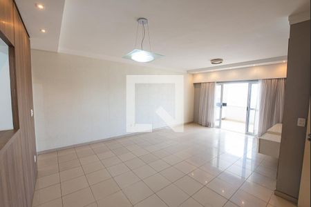 Sala de apartamento para alugar com 3 quartos, 120m² em Centro, Taubaté