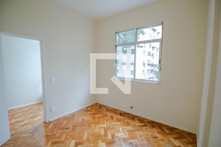 Quarto 1 de apartamento para alugar com 2 quartos, 95m² em Botafogo, Rio de Janeiro