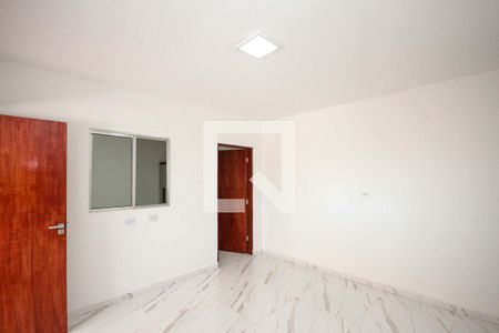 Sala e Cozinha de casa para alugar com 1 quarto, 52m² em Parque dos Bancarios, São Paulo