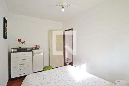 Quarto 1 de apartamento à venda com 3 quartos, 64m² em Santo Antônio, Porto Alegre