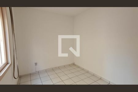 Quarto 2 de apartamento à venda com 2 quartos, 55m² em Passo da Areia, Porto Alegre