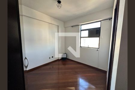 quarto de apartamento para alugar com 3 quartos, 80m² em Funcionários, Belo Horizonte