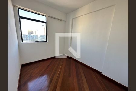 quarto 2 de apartamento para alugar com 3 quartos, 80m² em Funcionários, Belo Horizonte