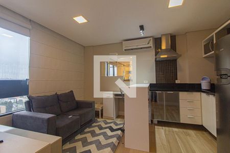 Sala de kitnet/studio para alugar com 1 quarto, 27m² em Juvevê, Curitiba