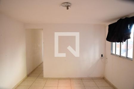 Sala de casa para alugar com 2 quartos, 80m² em Granja Carolina, Cotia