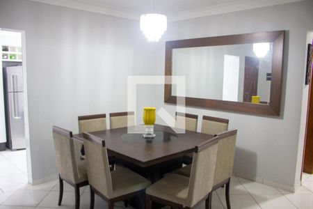 Sala de apartamento para alugar com 3 quartos, 122m² em Vila Caiçara, Praia Grande