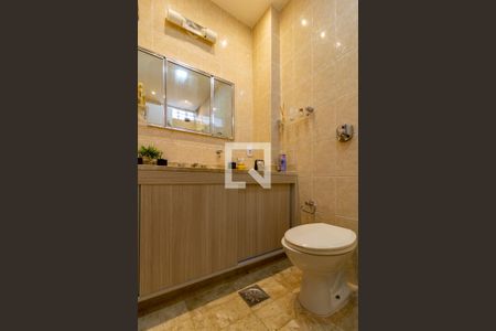 Banheiro da suíte de apartamento à venda com 2 quartos, 90m² em Lagoa, Rio de Janeiro