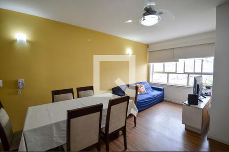 Apartamento à venda com 60m², 3 quartos e 1 vagaSala