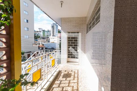 Varanda da Sala 1 do 1° Andar de casa à venda com 5 quartos, 359m² em Concórdia, Belo Horizonte
