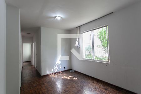 Sala  de apartamento à venda com 3 quartos, 66m² em São João Batista, Belo Horizonte