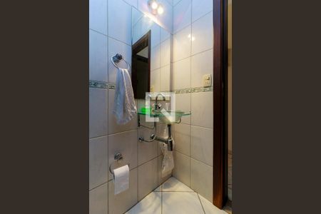 Lavabo de casa para alugar com 4 quartos, 160m² em Vila Sao Francisco (zona Sul), São Paulo