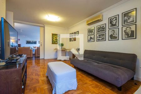 Sala de TV de apartamento à venda com 3 quartos, 263m² em Cerqueira César, São Paulo