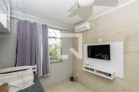 Quarto 1 de apartamento para alugar com 2 quartos, 60m² em Cordovil, Rio de Janeiro