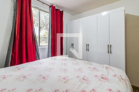 Dormitório 2 de apartamento para alugar com 2 quartos, 40m² em Rubem Berta, Porto Alegre