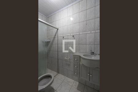 Banheiro de apartamento para alugar com 2 quartos, 50m² em Conjunto Habitacional Jova Rural, São Paulo