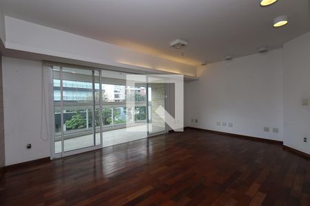 Sala de apartamento à venda com 3 quartos, 138m² em Paraíso, São Paulo