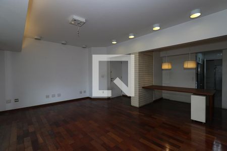 Sala de apartamento à venda com 3 quartos, 138m² em Paraíso, São Paulo