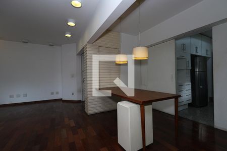 Sala de apartamento à venda com 3 quartos, 138m² em Paraíso, São Paulo