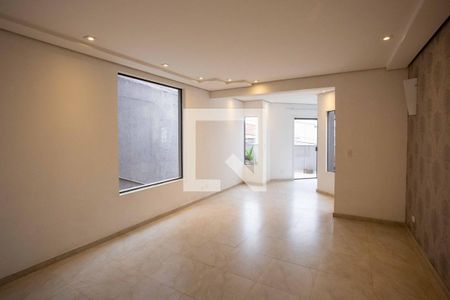 Sala de casa para alugar com 6 quartos, 385m² em Centro, Diadema