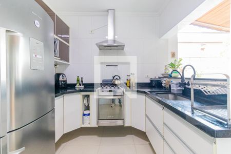 Cozinha de casa à venda com 2 quartos, 125m² em Jardim Ernestina, São Paulo