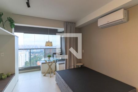 Sala/Quarto de apartamento para alugar com 1 quarto, 24m² em Santo Amaro, São Paulo