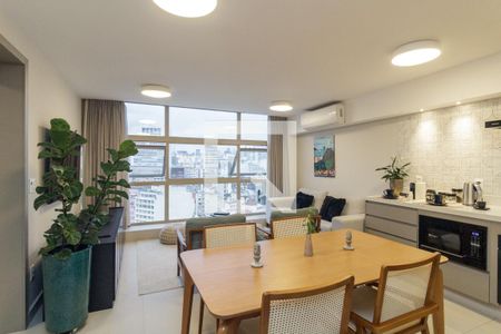 Sala de apartamento para alugar com 1 quarto, 76m² em Centro Capital, São Paulo