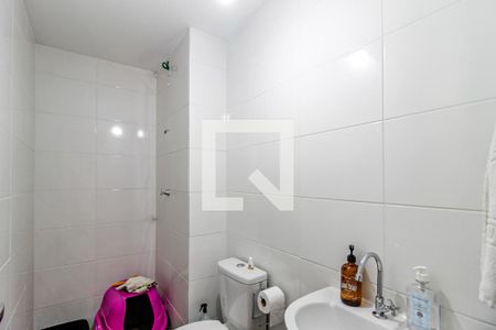 Banheiro de apartamento para alugar com 1 quarto, 24m² em Santo Amaro, São Paulo