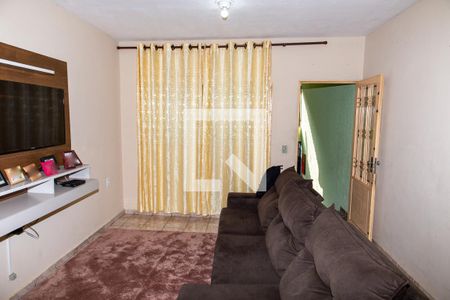 Sala de estar de casa à venda com 3 quartos, 150m² em Vila das Valsas, Diadema