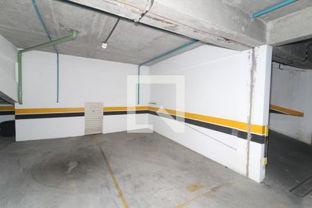 Garagem de apartamento à venda com 1 quarto, 36m² em Coração Eucarístico, Belo Horizonte